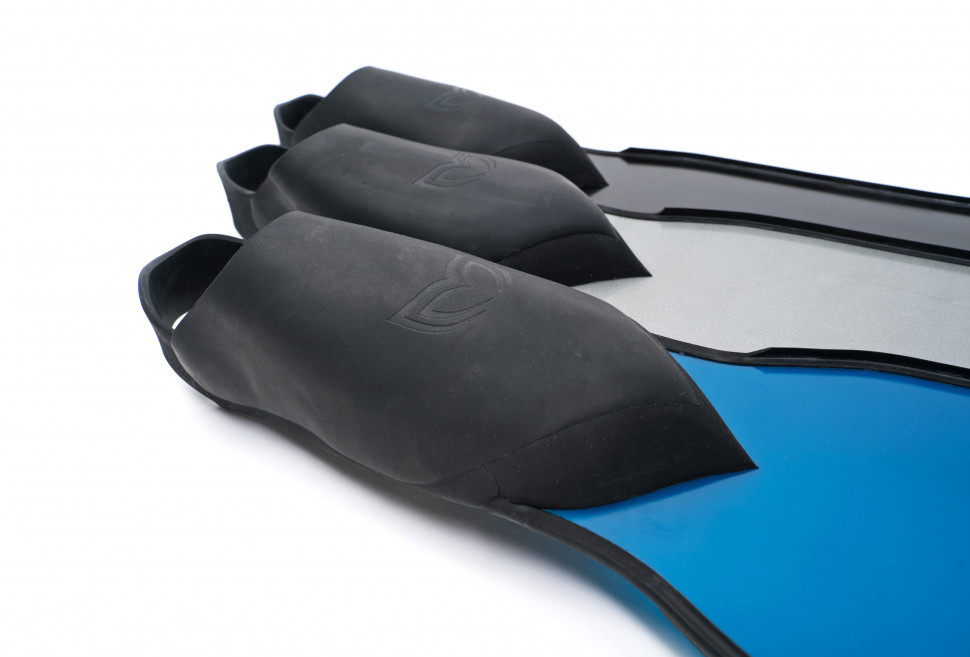 Ласты из стеклотекстолита Molchanovs CB2 Fiberglass с калошами ручной сборки